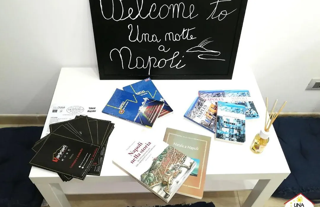 Una Notte a Napoli-1
